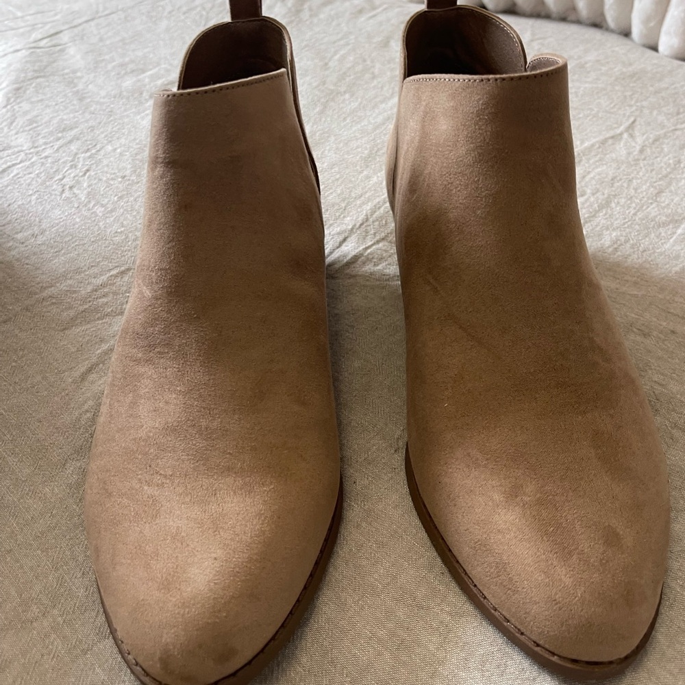 Lane Bryant Tan Suede Ankle Booties Size 9.5W Low Heel